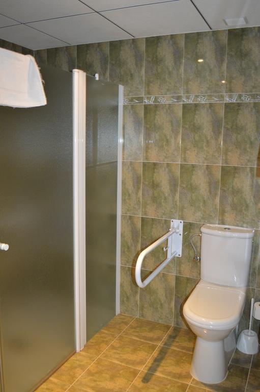Hotel Don Pelayo Arbos Екстер'єр фото